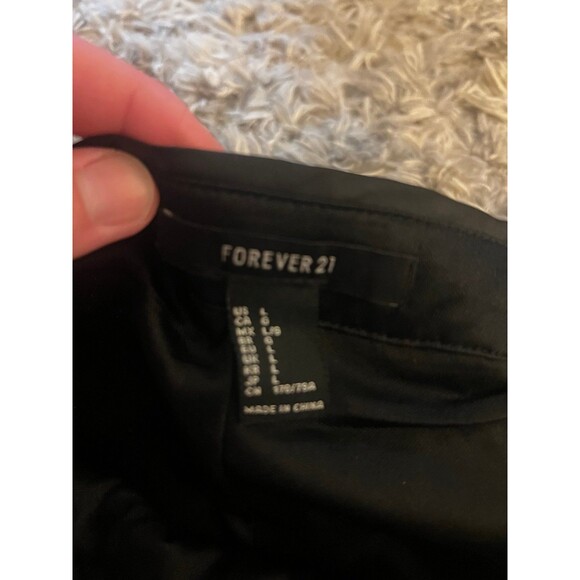 Champagne Sequin Shorts - Picture 2 of 5